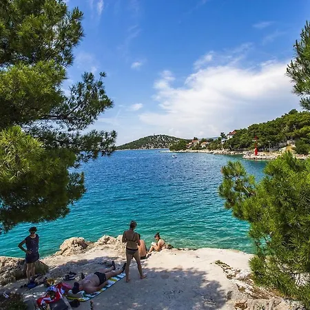 度假居 Seaside Family Friendly House With A Swimming Pool Razanj, - 19735 *