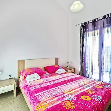 Seaside Family Friendly House With A Swimming Pool Razanj, - 19735 度假居 *