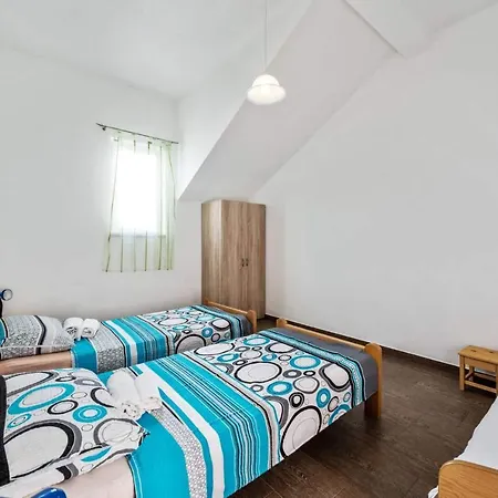 בית נופש Seaside Family Friendly House With A Swimming Pool Razanj, - 19735 רוגוזניצה